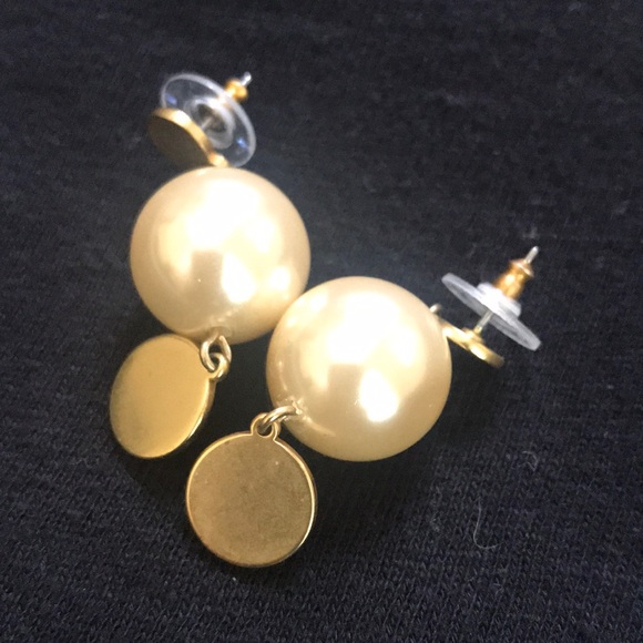 J. Crew Jewelry - JCREW PEARL DROP EARRING